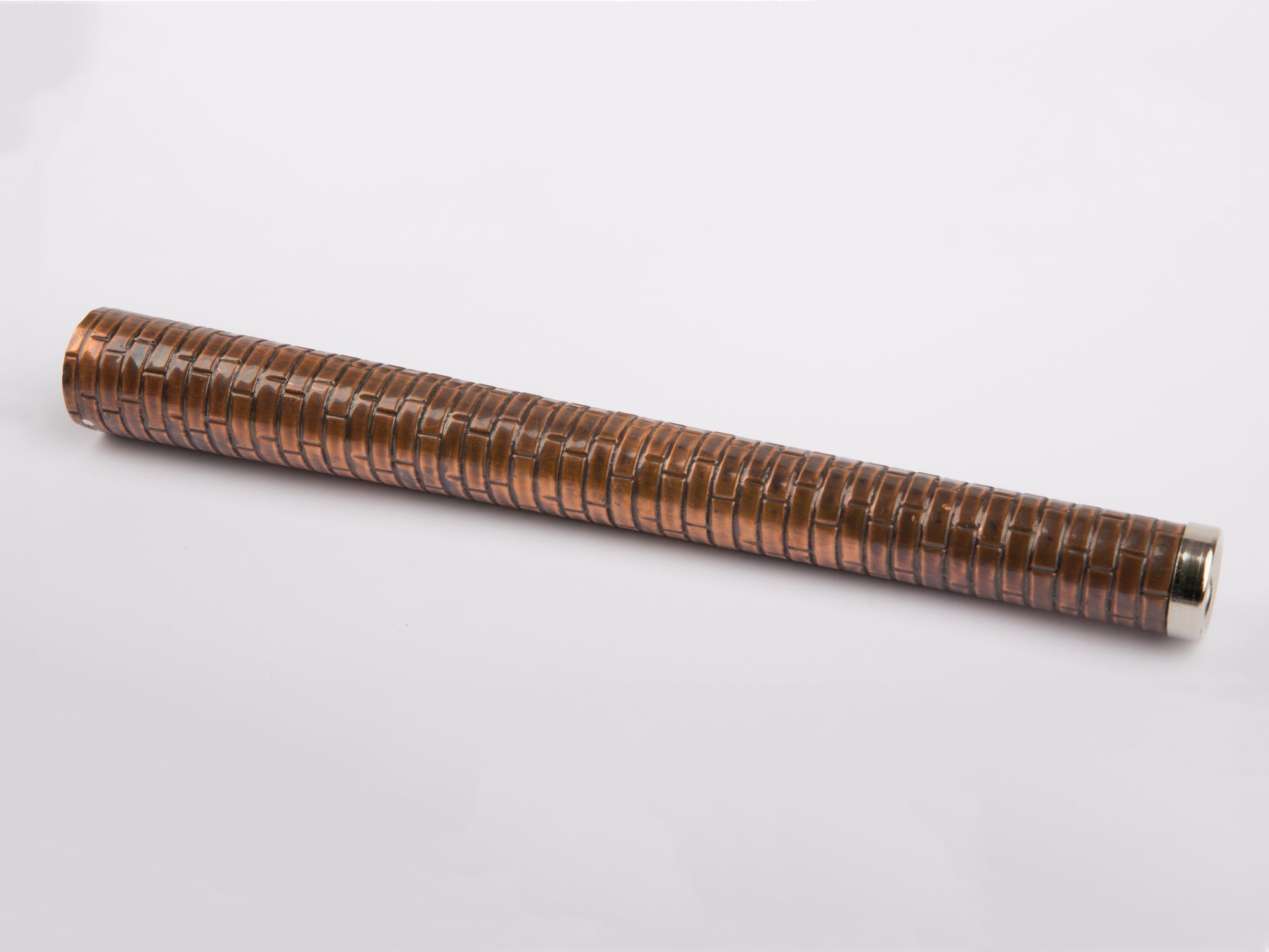1563 Kamin D20